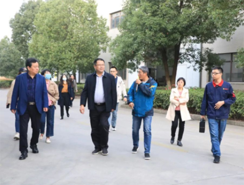 省发改委调研组莅临JIUYOU.COM九游工厂调研